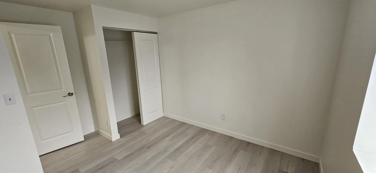 908 Baysinger Pl - Photo 5 of 37