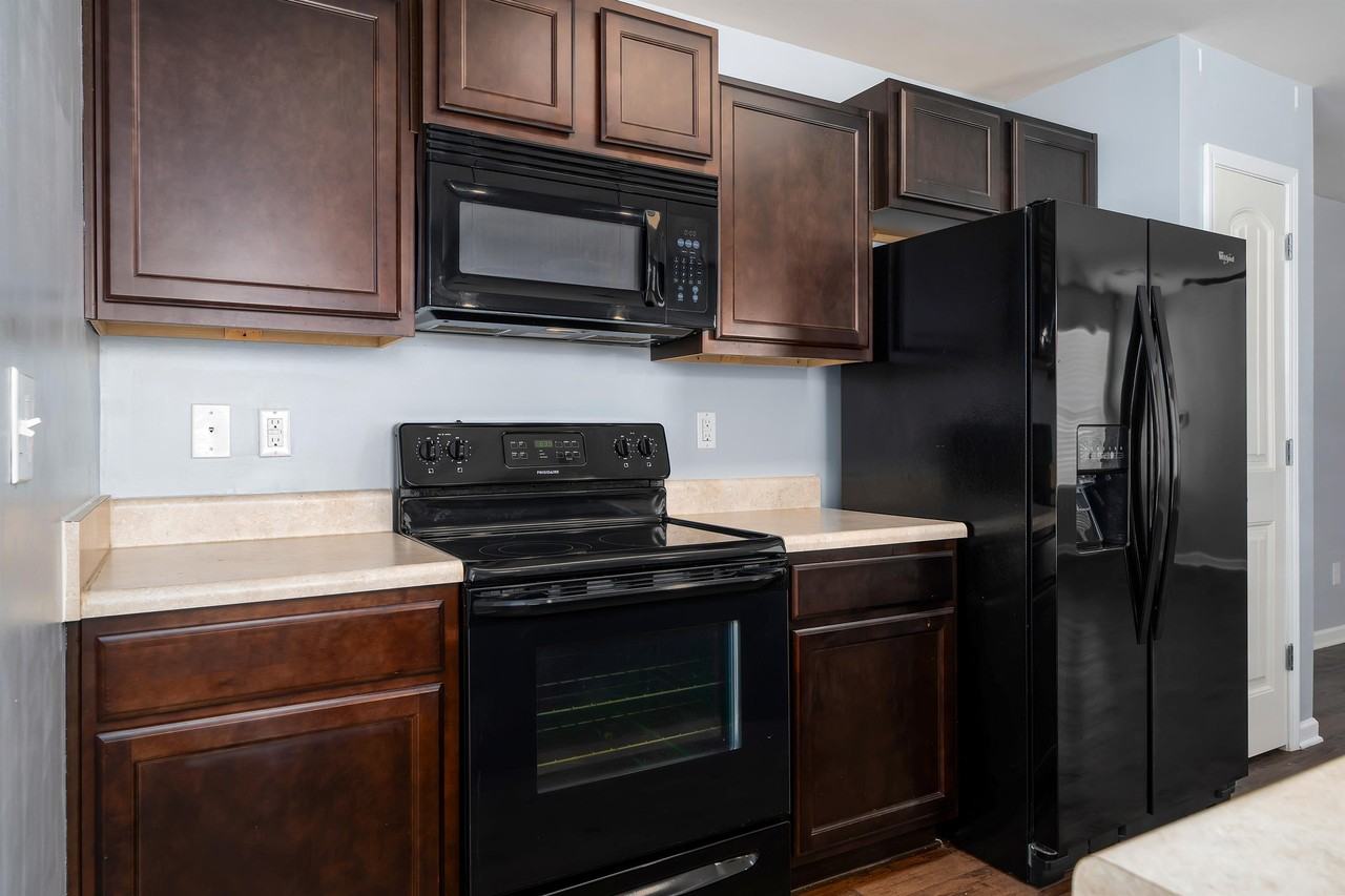 337 Reed Way - Photo 2 of 50