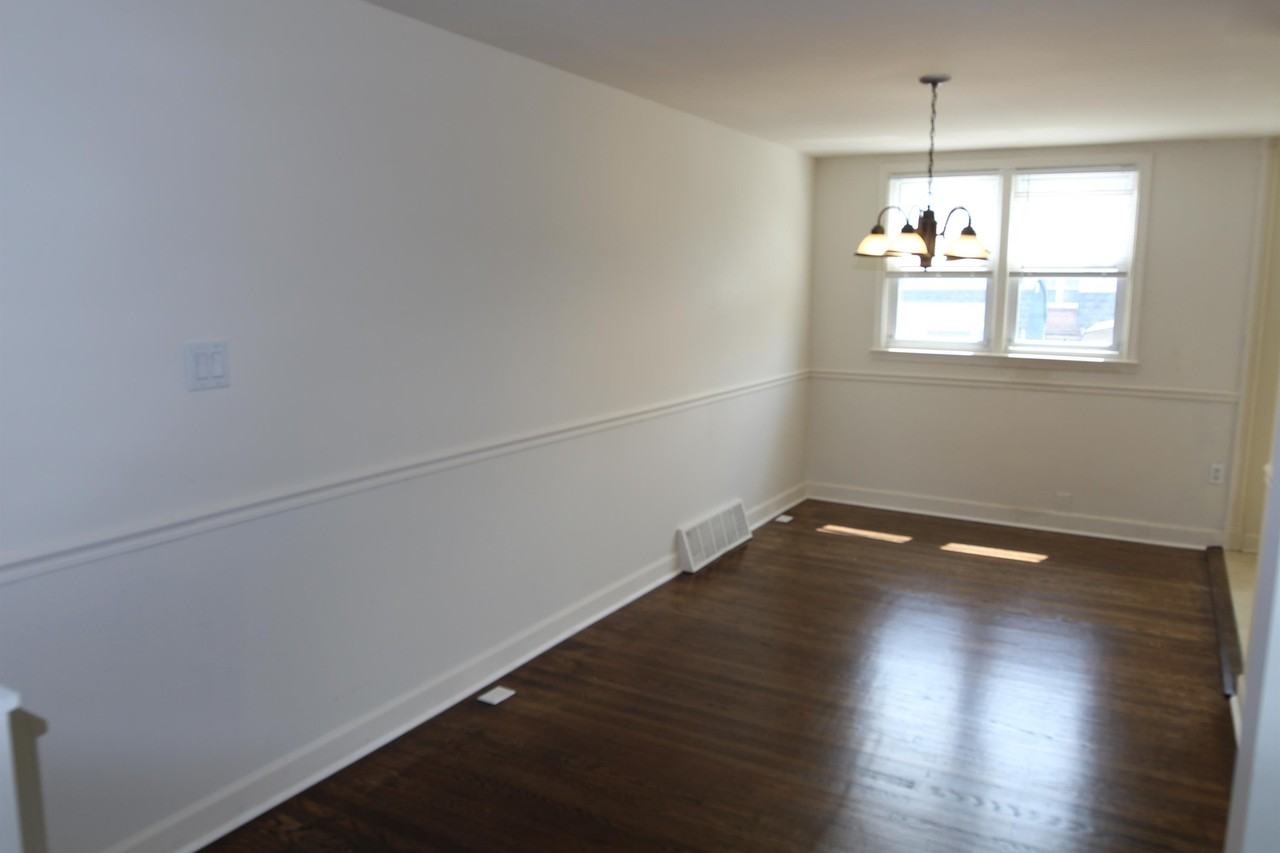1080 Cedarwood Rd - Photo 2 of 13