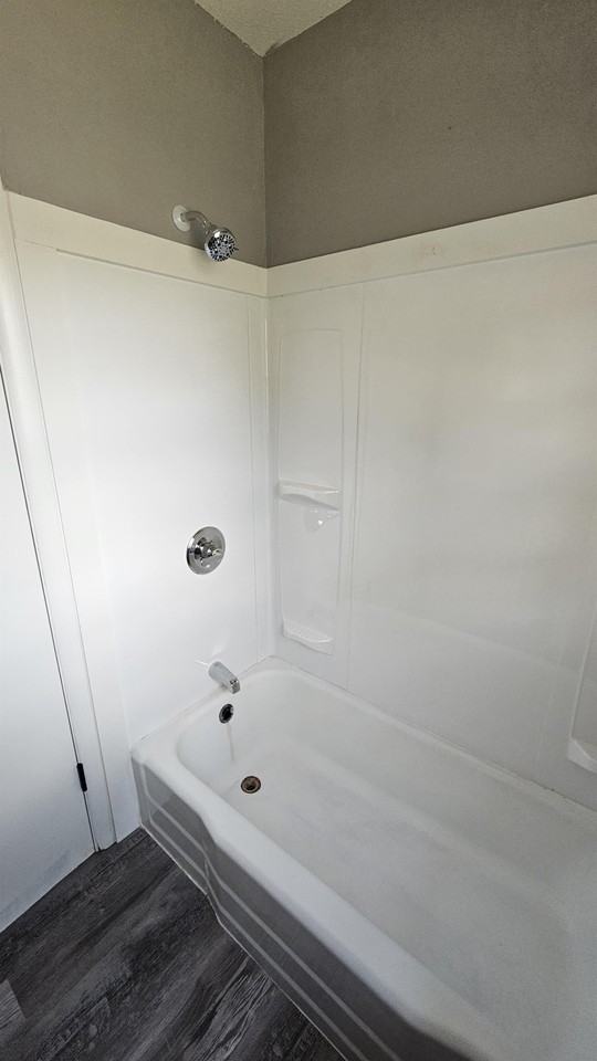 6637 N Scottsville St - Photo 3 of 8