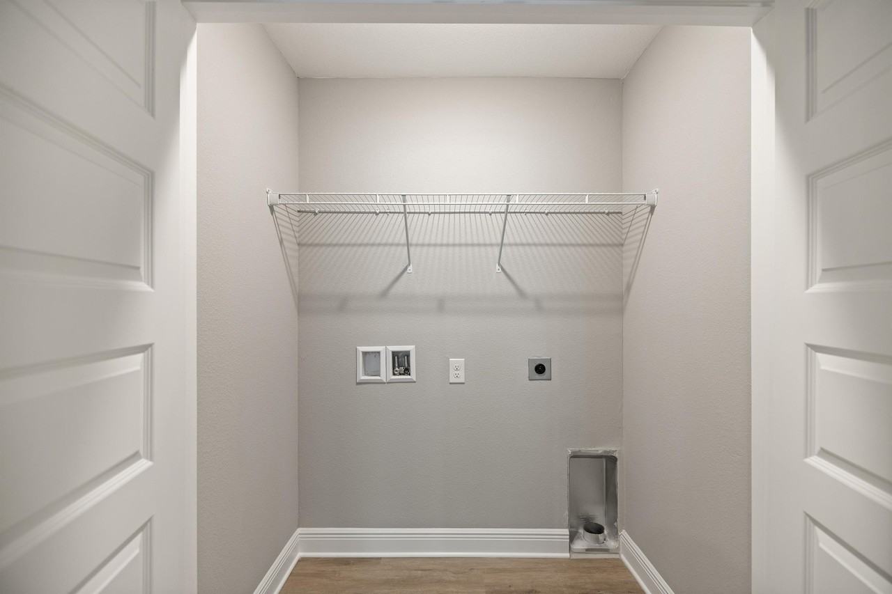 319 Carmel Dr #1 - Photo 2 of 48