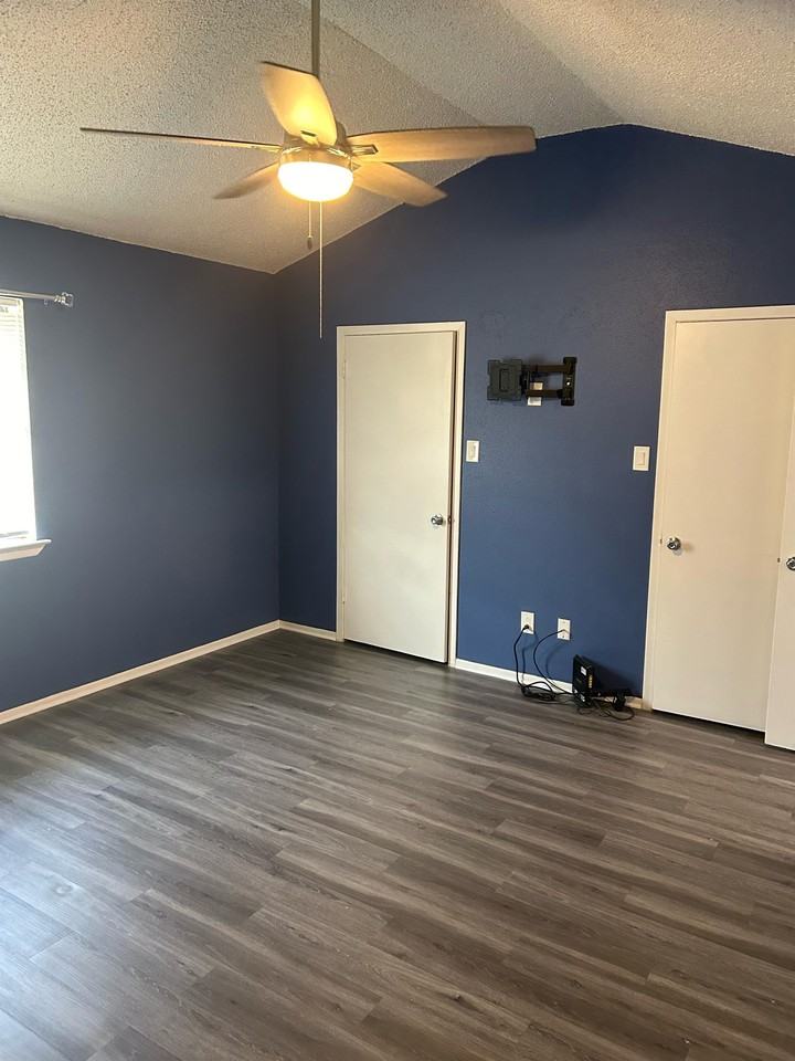 85 E Caldwood Dr #20 - Photo 2 of 11