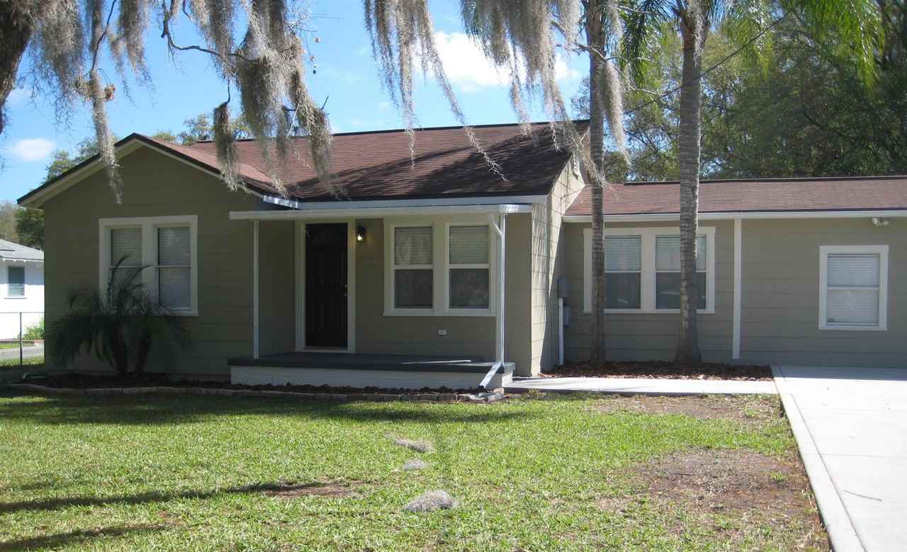 1004 N Gordon St - Photo 2 of 21