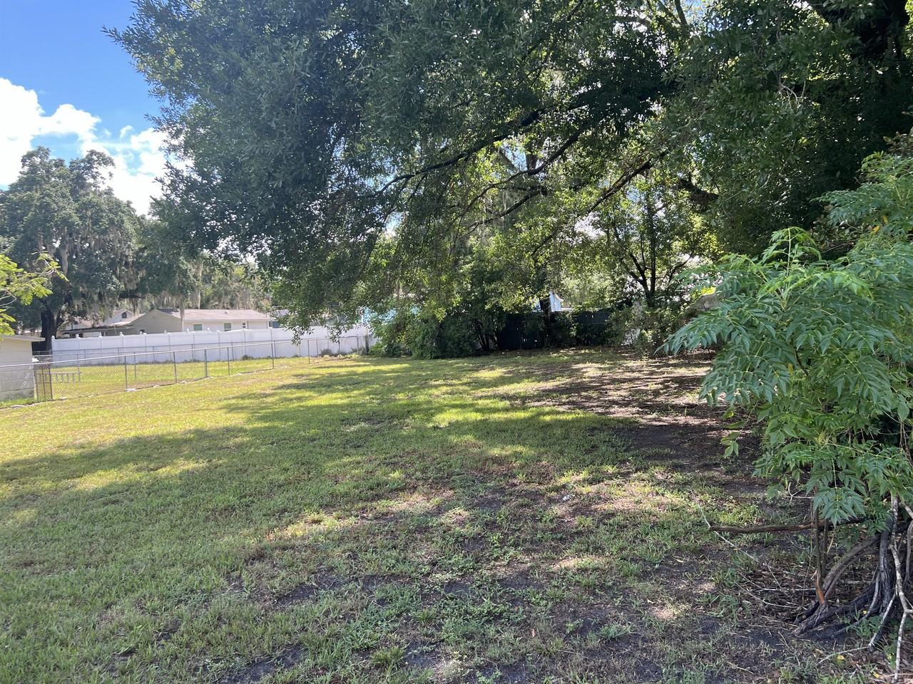 1004 N Gordon St - Photo 6 of 21