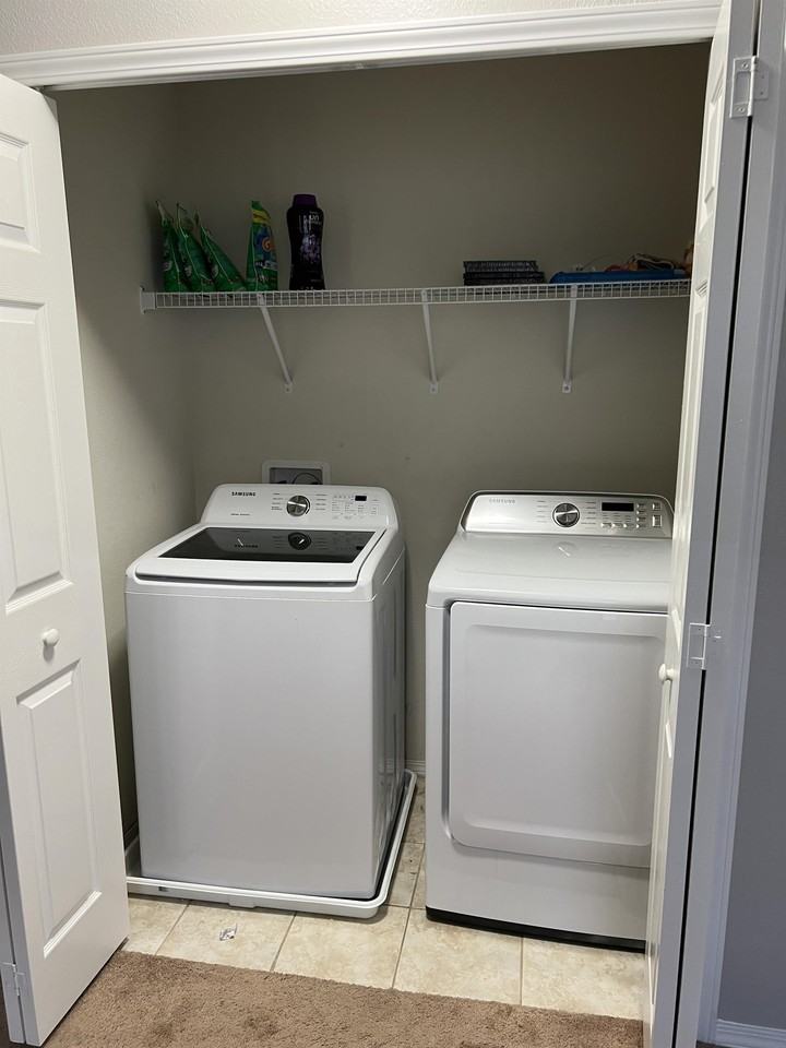 4924 White Sanderling Ct #1 - Photo 6 of 23