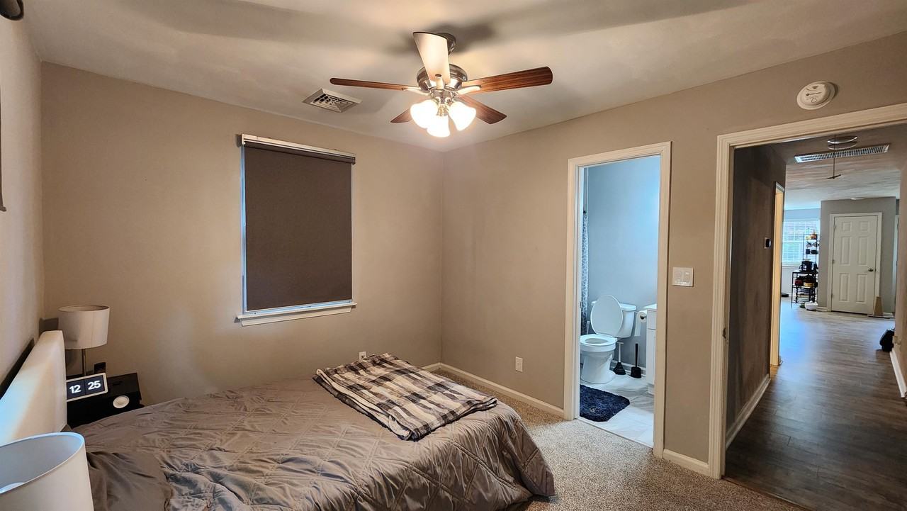 3213 Locust Ave - Photo 5 of 22