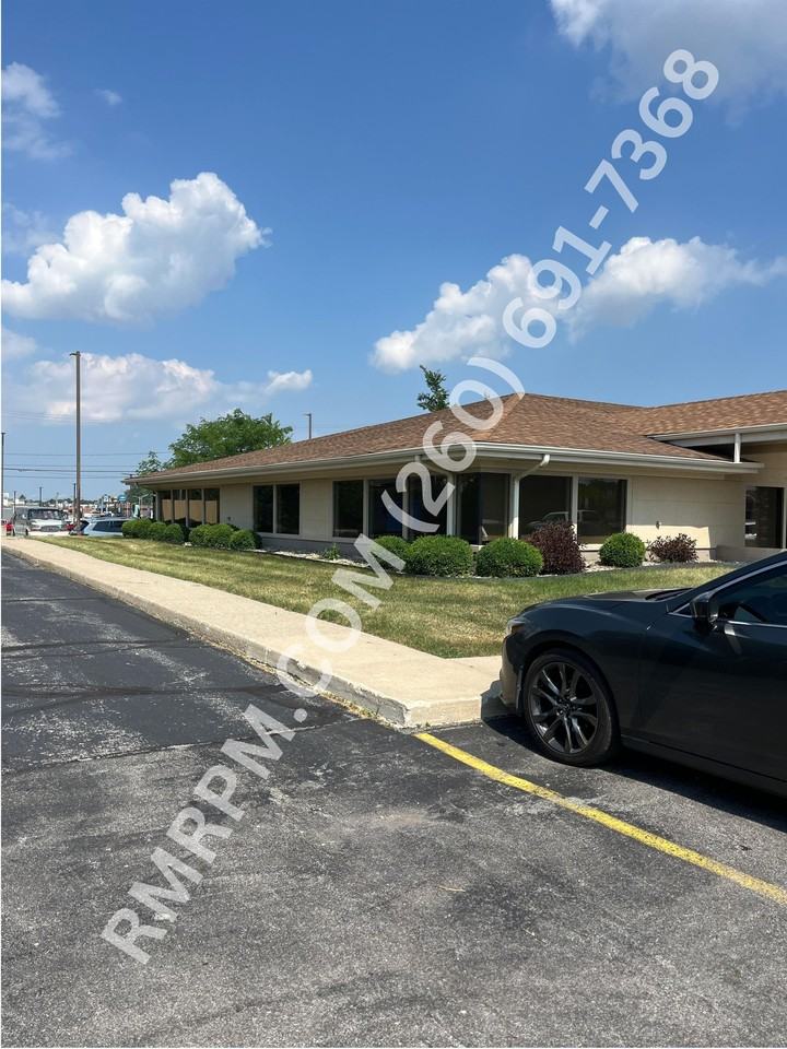 4915 Illinois Rd - Photo 3 of 16