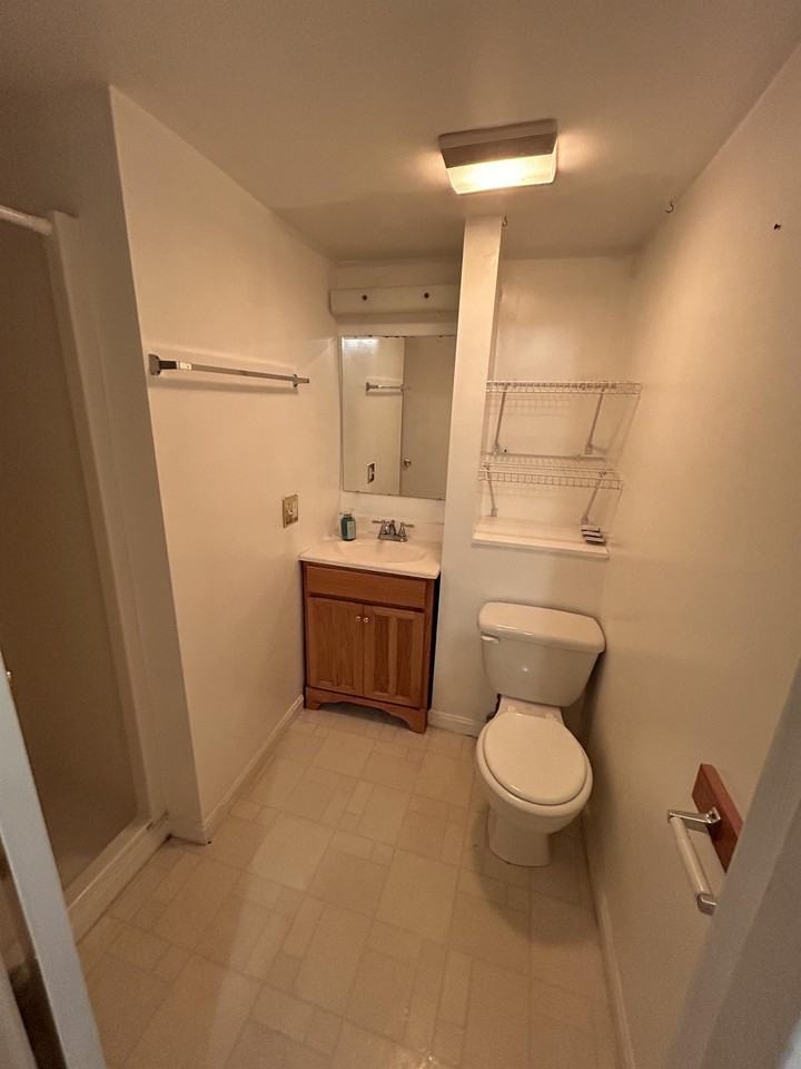 19318 Liberty Heights Ln - Photo 4 of 16