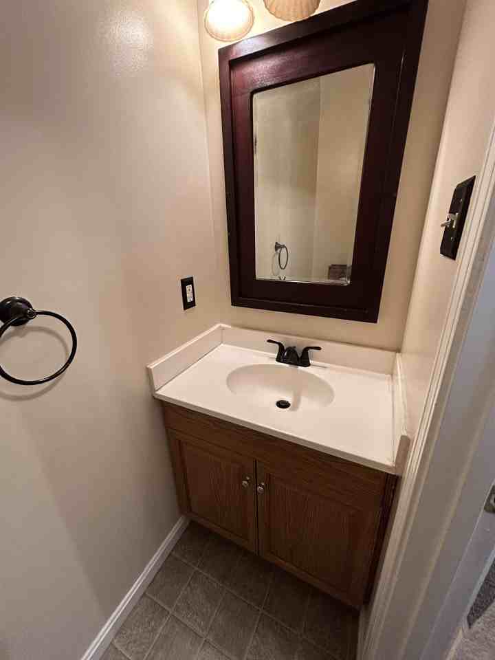 19318 Liberty Heights Ln - Photo 5 of 16