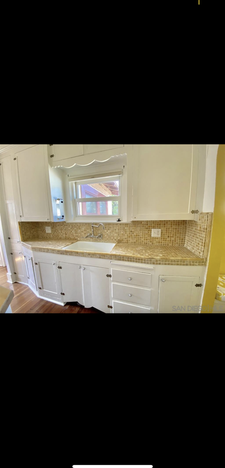 368 Palm Ave #A - Photo 2 of 19