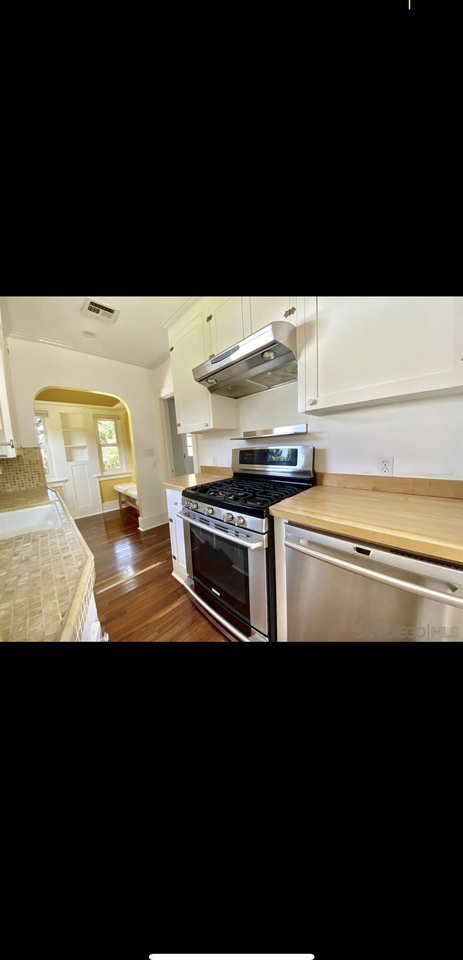 368 Palm Ave #A - Photo 2 of 19