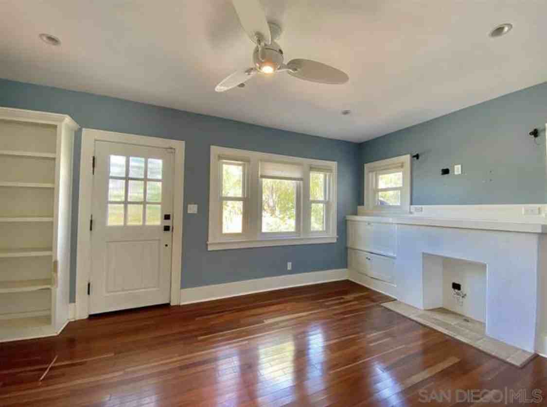 368 Palm Ave #A - Photo 4 of 19