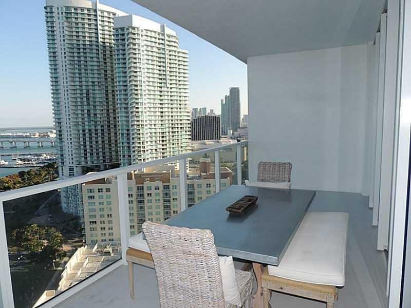 2020 N Bayshore Dr #2405 - Photo 2 of 21