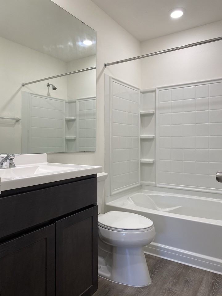 3968 Brittany Cir - Photo 3 of 7