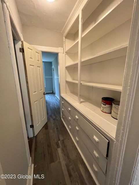 57 Broad St - Photo 2 of 6