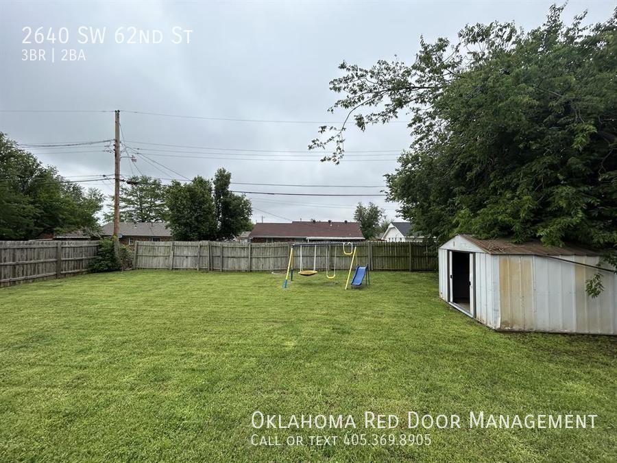 2640 Sw 62nd St - Photo 7 of 44