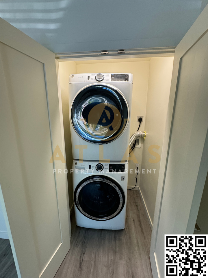 2123 2nd St #3 - Photo 5 of 7