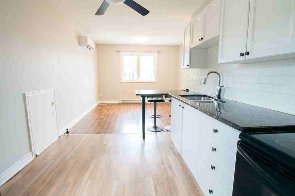 92 State St - Photo 2 of 30
