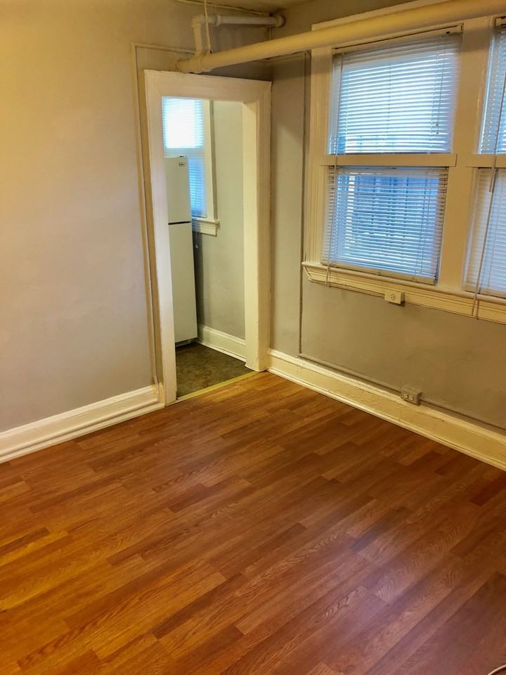 1235 Randolph St NW - Photo 3 of 18