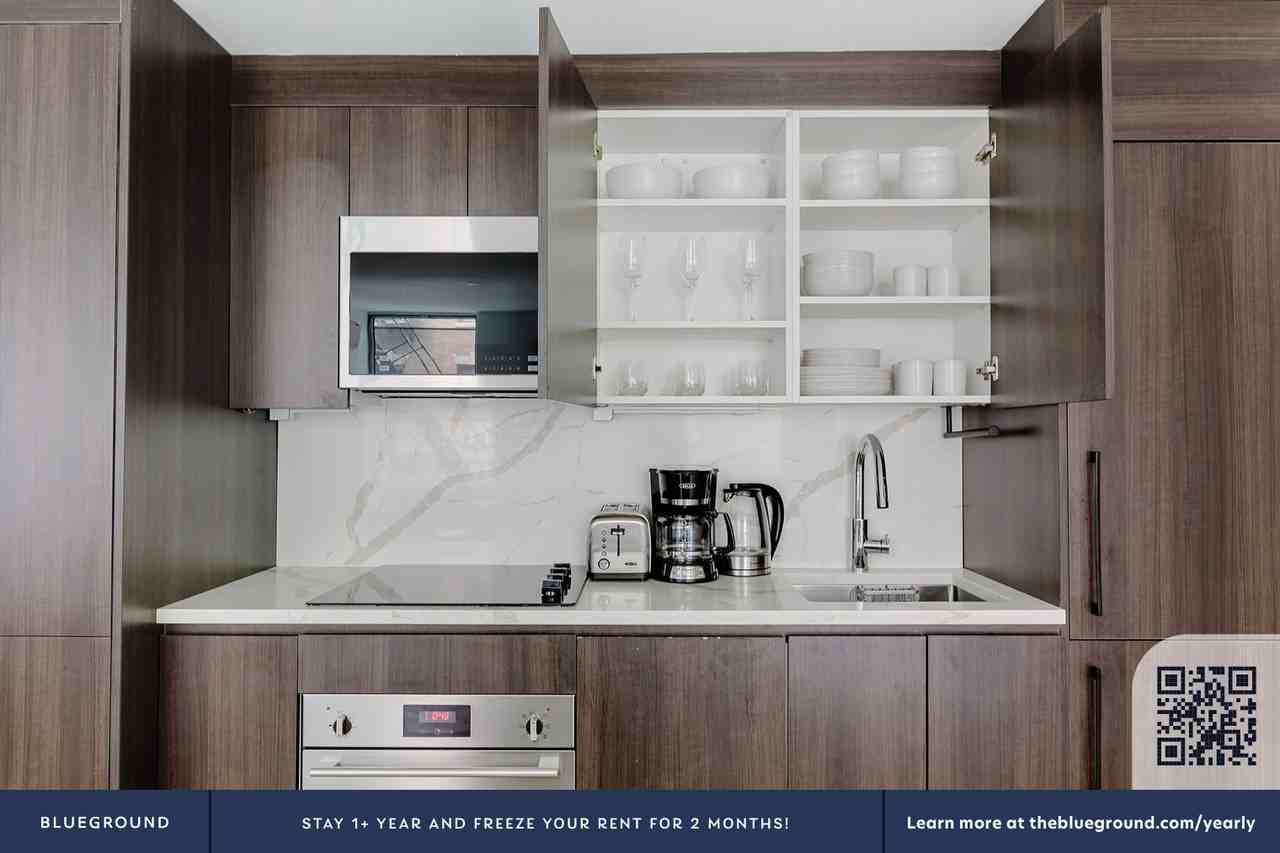 184 Prince Street #1515 - Photo 7 of 17