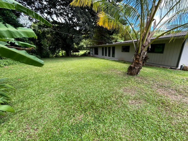 1750 Ahiahi Rd #B - Photo 3 of 9