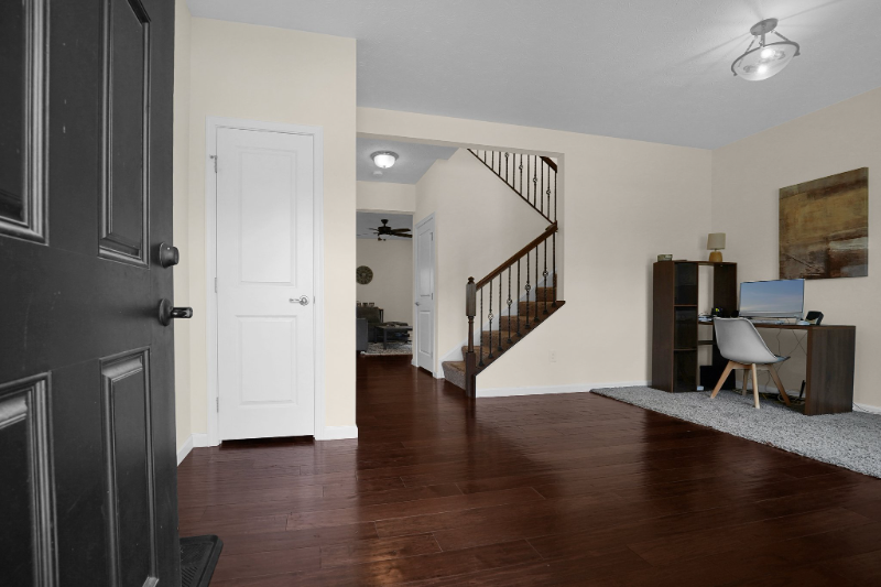 6468 Holly Ln - Photo 3 of 20