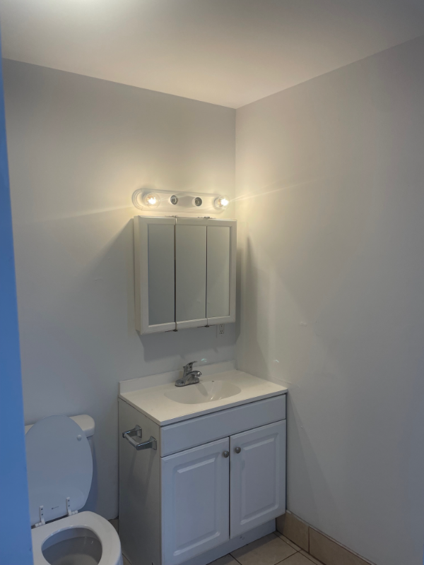 24 Mechanic St #4 - Photo 2 of 5