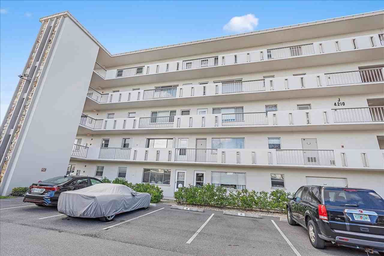 4210 Ironwood Cir #103J - Photo 5 of 50