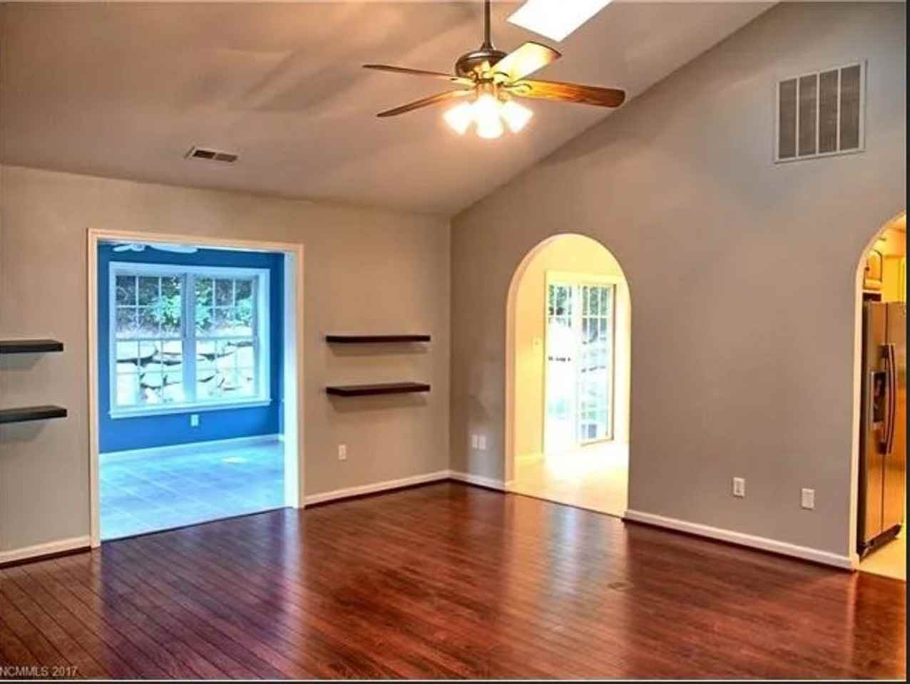 7 Stonebridge Dr - Photo 5 of 21