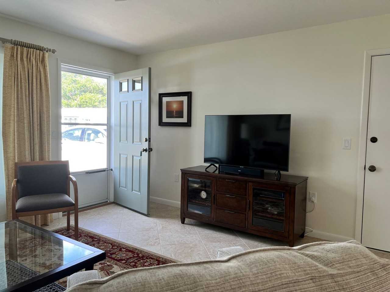 466 Circlewood Dr #L14 - Photo 5 of 50