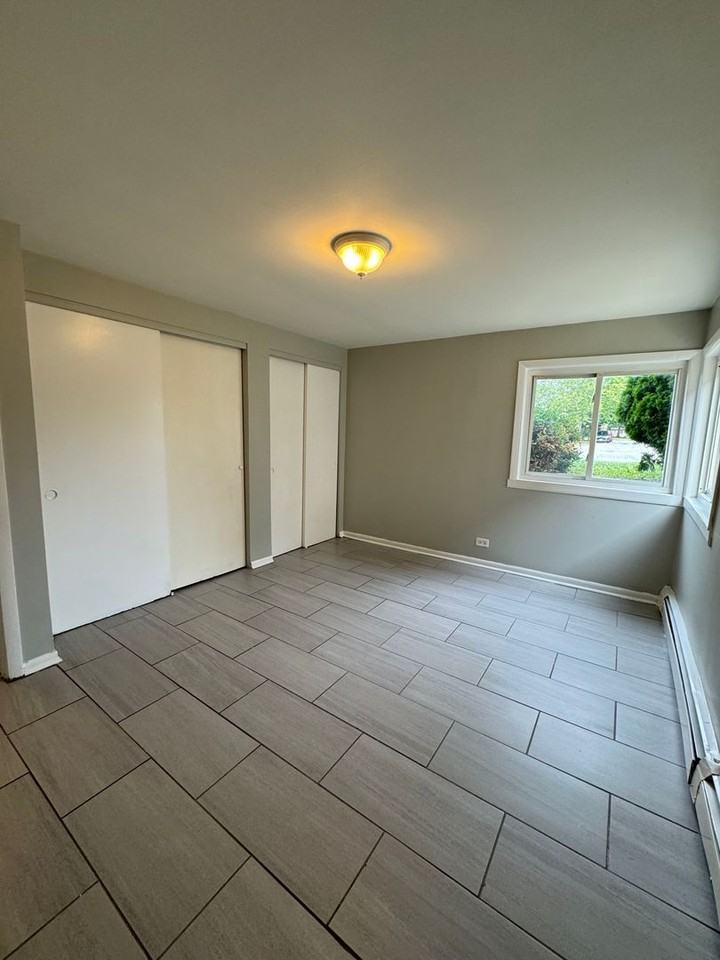 18417 Torrence Ave. - Photo 6 of 19