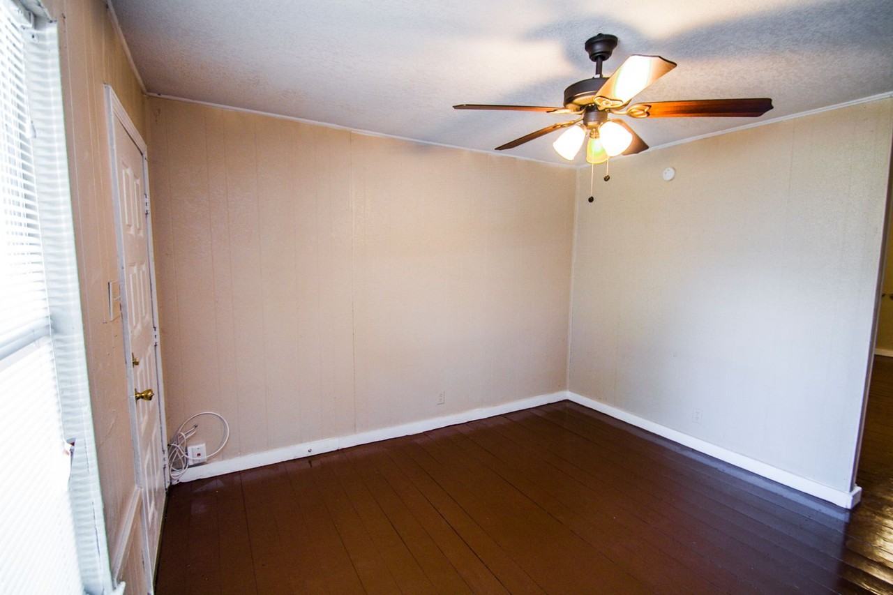 1315 Dawson St - Photo 3 of 17