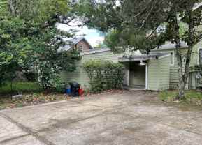 1035 Ne 3rd Ave - Photo 1 of 1