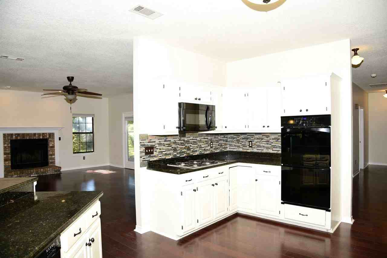 116 Baywind Dr - Photo 7 of 38