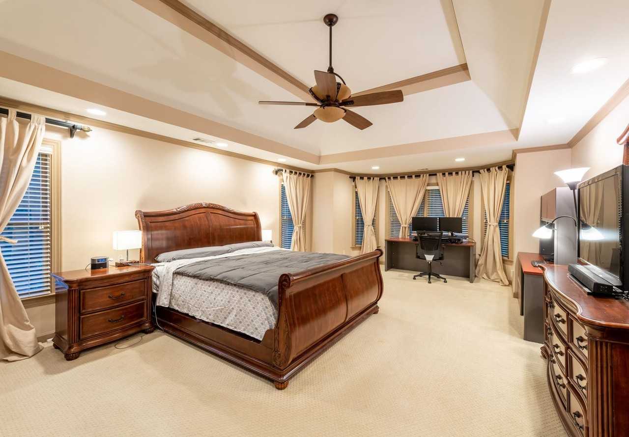 4785 Waterhaven Bnd - Photo 7 of 16