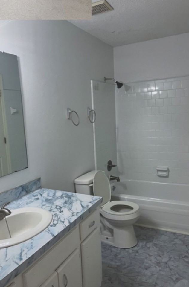 3140 Plantation Property Deuplex - Photo 3 of 6