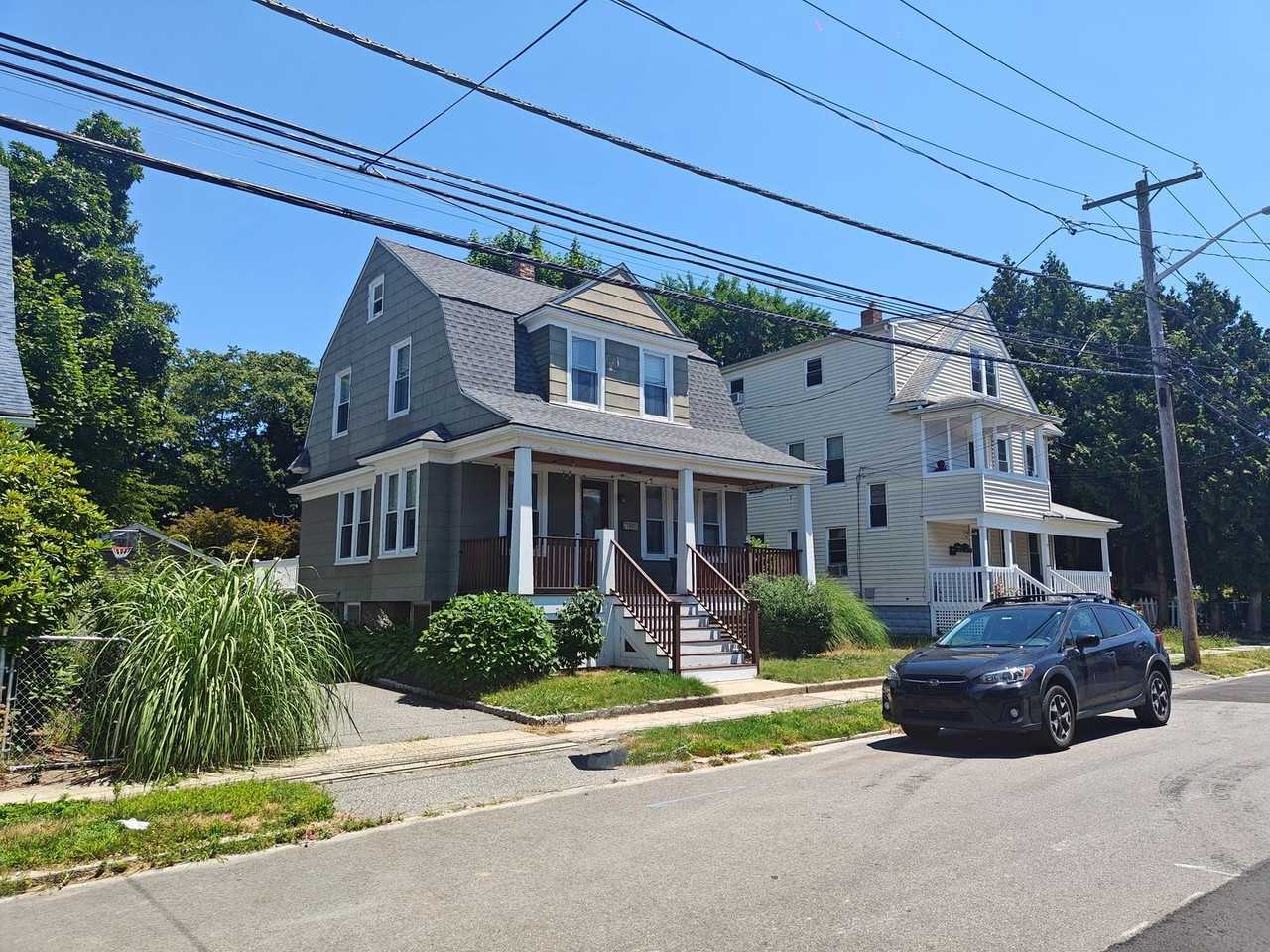60 Bennett St - Photo 2 of 30