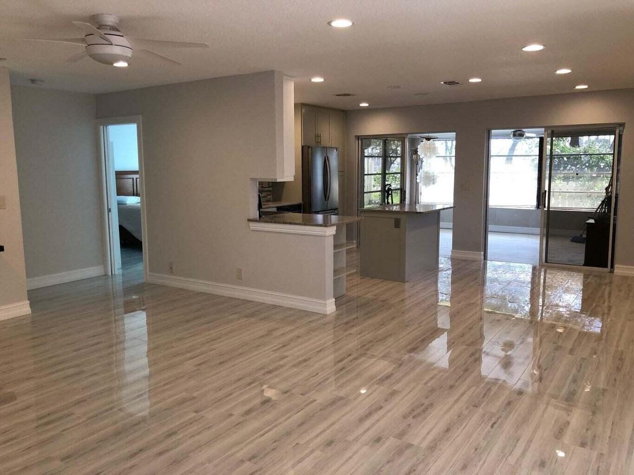 5846 Mirror Lakes Blvd #NA - Photo 3 of 12