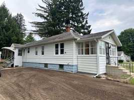 featured image of 400 W High St #NA