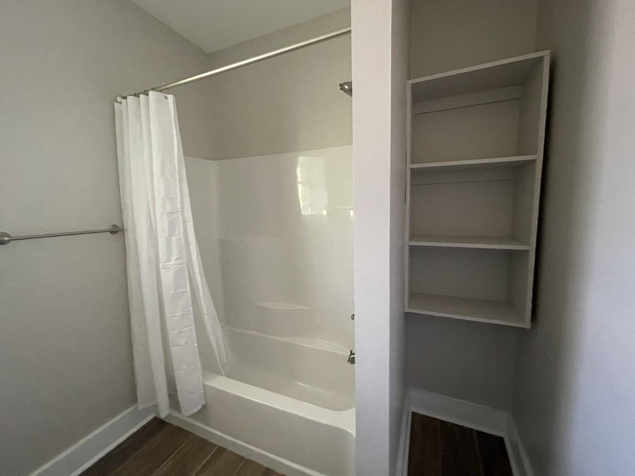 5 Locust St Ne #NA - Photo 7 of 13