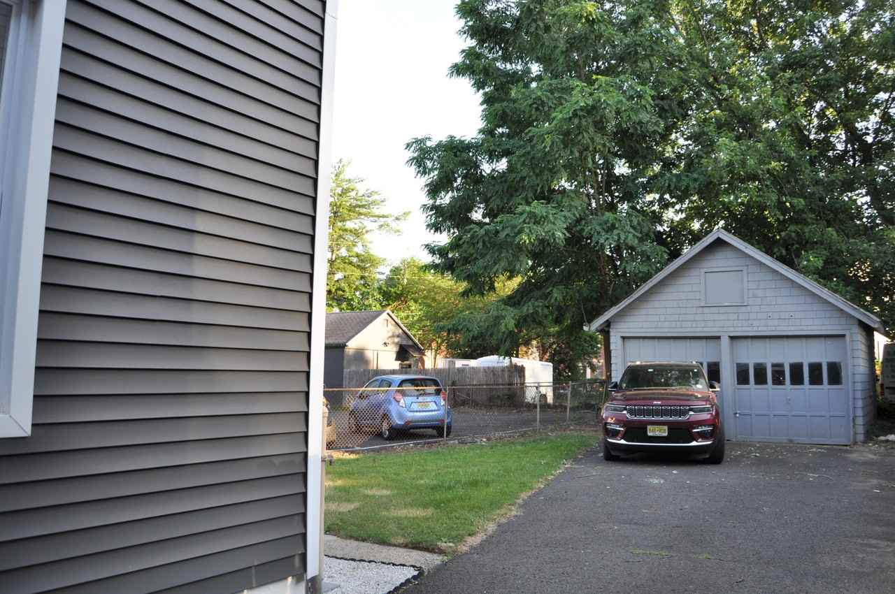 107 Winslow Pl #2 - Photo 3 of 27