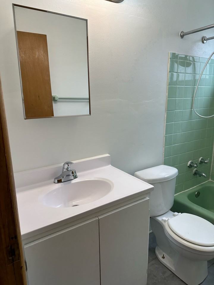 4527 N 84th St #2 - Photo 3 of 11