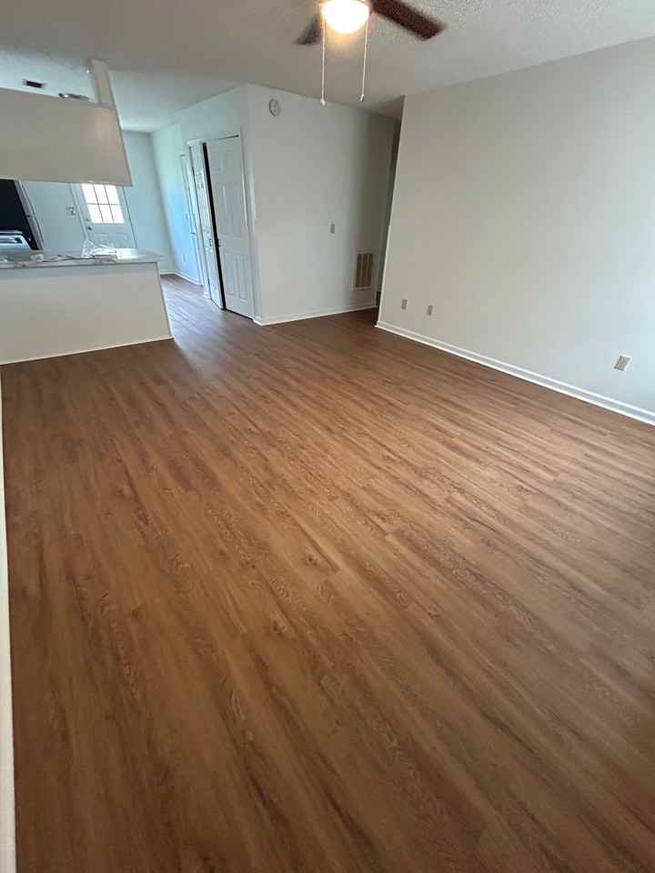 723 E Park St #1 - Photo 3 of 5