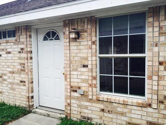 805 W Bronze Dr #3 - Photo 2 of 11