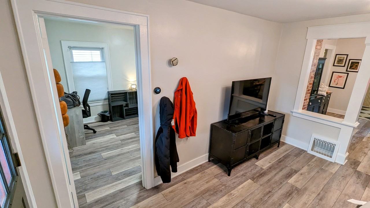 123 Chestnut St #NA - Photo 3 of 22