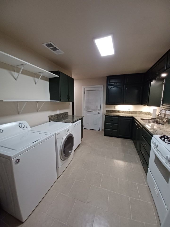 1109 W Morgan St #NA - Photo 4 of 9