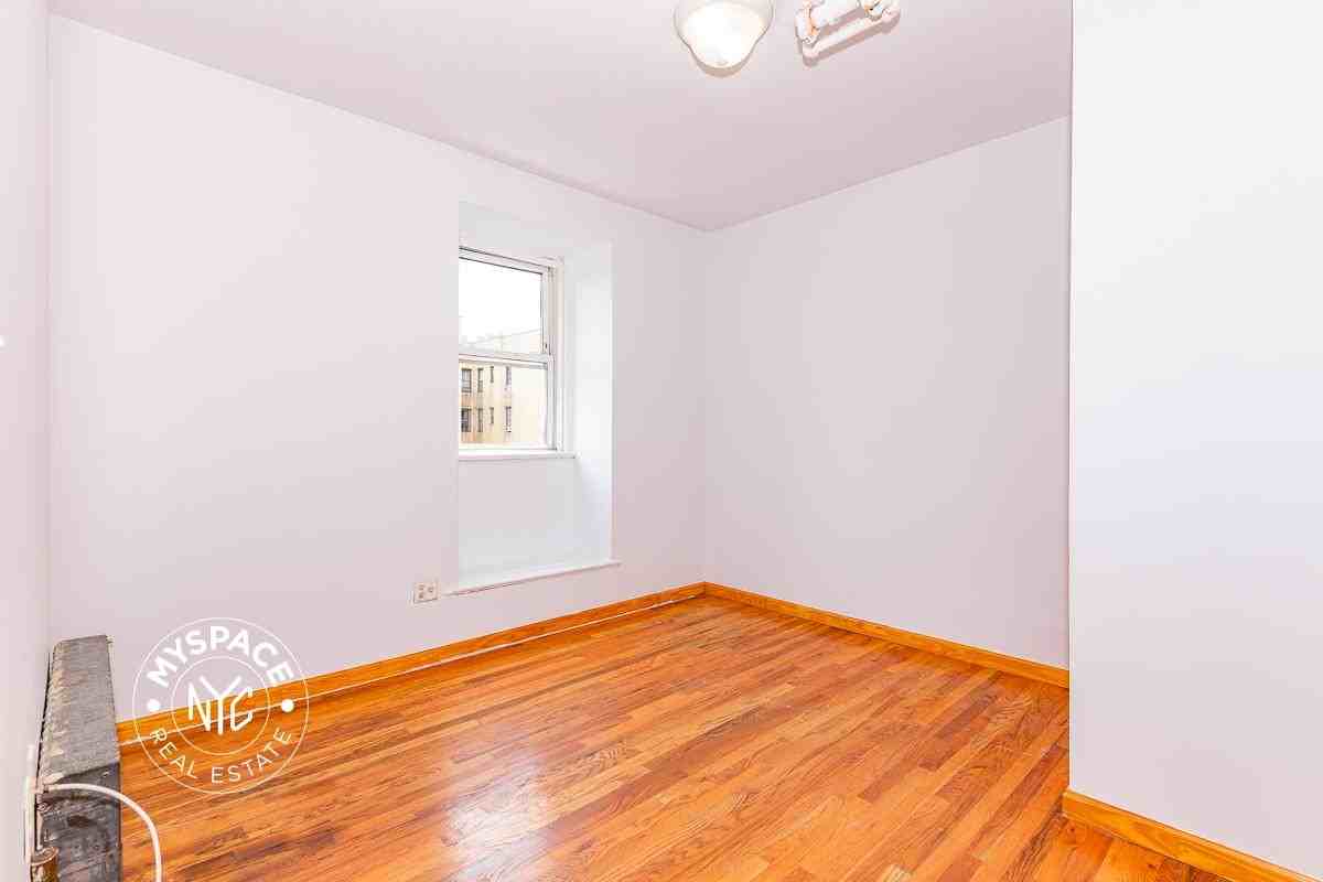 1119 Bergen St #5B - Photo 5 of 7