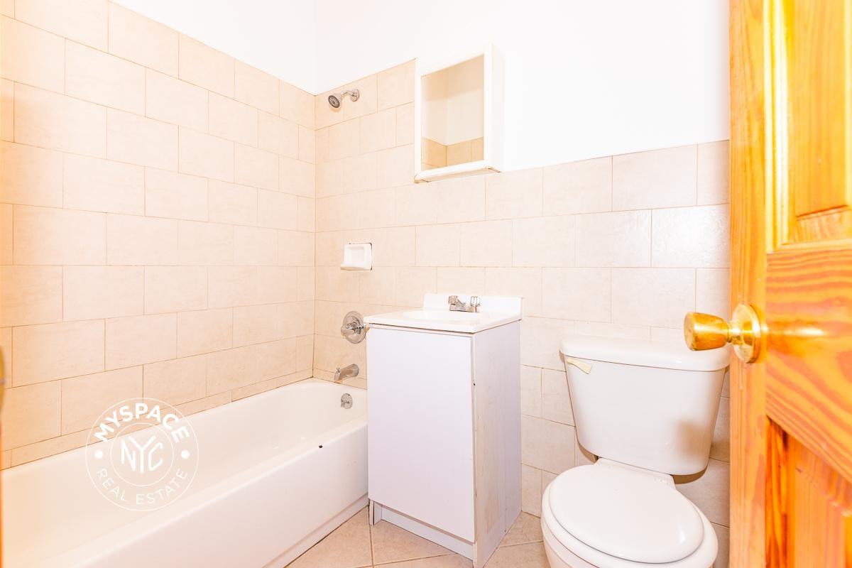 1119 Bergen St #5B - Photo 7 of 7