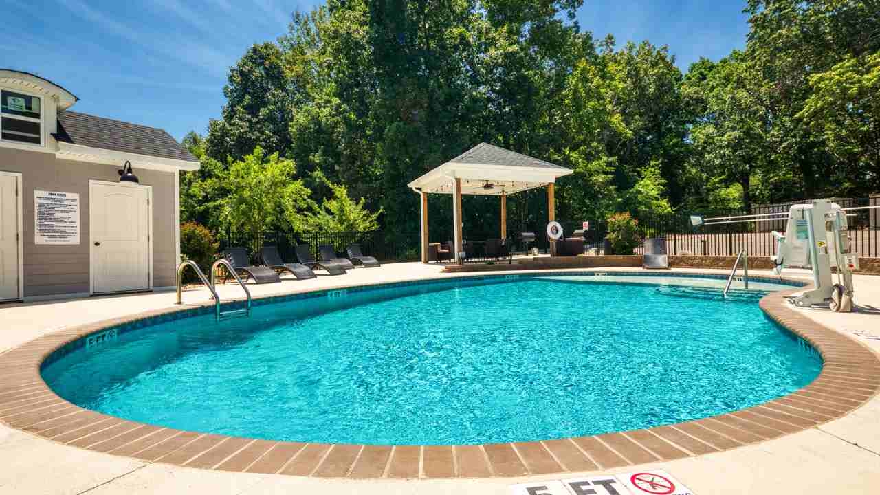 Logans Landing - Photo 5 of 44