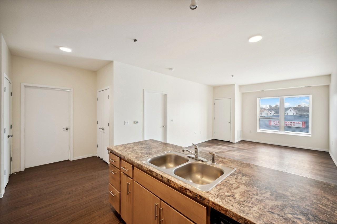 Broadway Flats - Photo 6 of 39